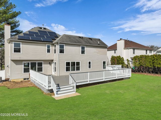 2 Fred Jahn Drive, Freehold, NJ 07728