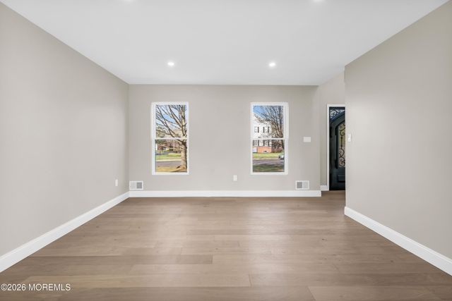 2 Fred Jahn Drive, Freehold, NJ 07728