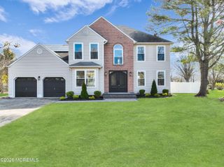 2 Fred Jahn Drive, Freehold, NJ 07728