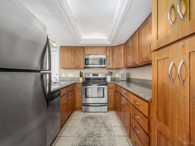 232 N Lemoore Avenue, Lemoore, CA 93245