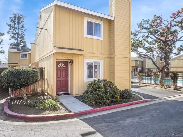 232 N Lemoore Avenue, Lemoore, CA 93245