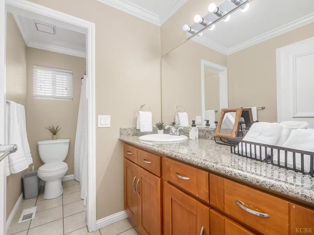 232 N Lemoore Avenue, Lemoore, CA 93245