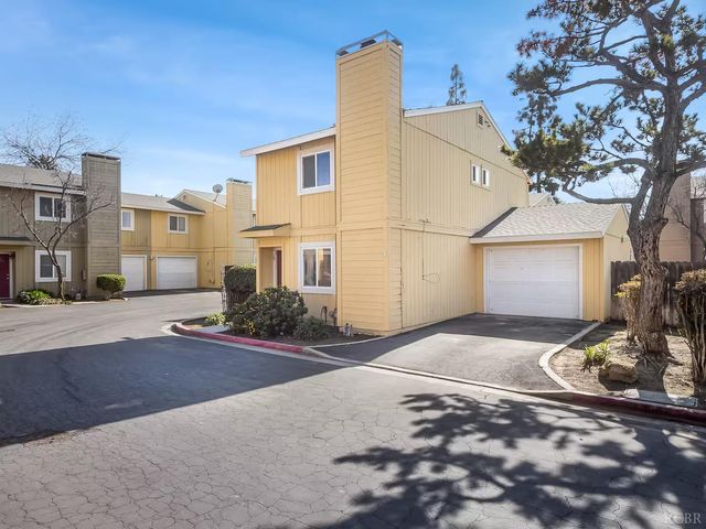 232 N Lemoore Avenue, Lemoore, CA 93245