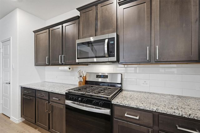 103 Lantern Road, Caddo Mills, TX 75135