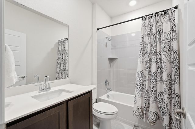 103 Lantern Road, Caddo Mills, TX 75135