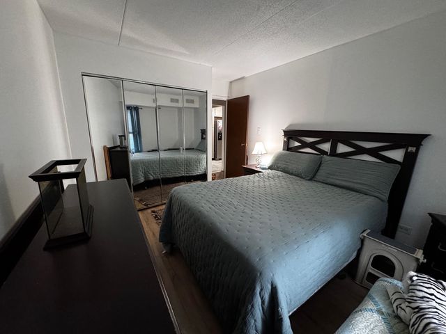 500 Park Avenue 122, Calumet City, IL 60409