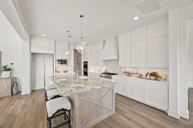 109 Bentwood Meadow Lane, Montgomery, TX 77356