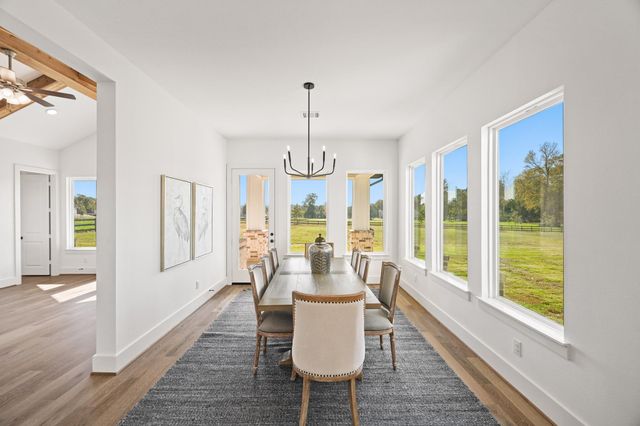 109 Bentwood Meadow Lane, Montgomery, TX 77356