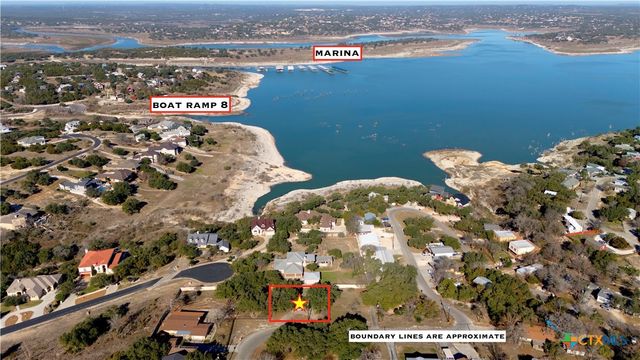 625 Glenn Drive, Canyon Lake, TX 78133