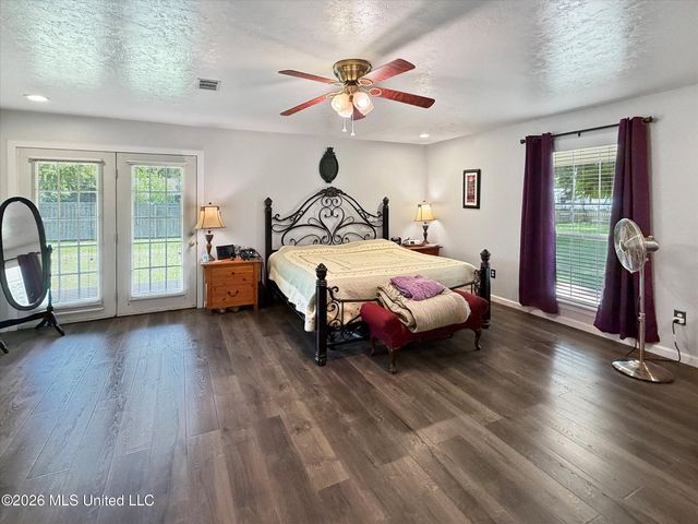 3506 Jerry Davis Road, Moss Point, MS 39562