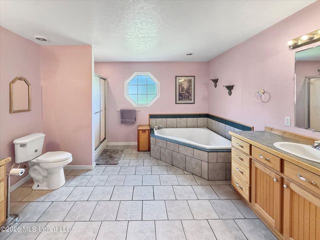 3506 Jerry Davis Road, Moss Point, MS 39562