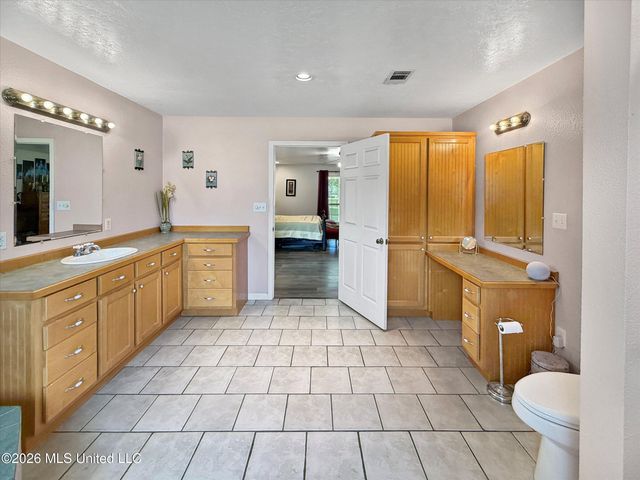 3506 Jerry Davis Road, Moss Point, MS 39562