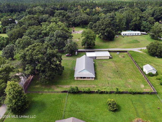 3506 Jerry Davis Road, Moss Point, MS 39562