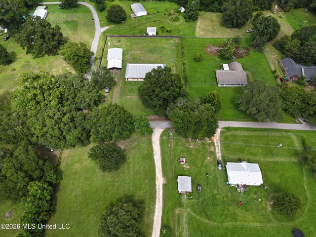 3506 Jerry Davis Road, Moss Point, MS 39562