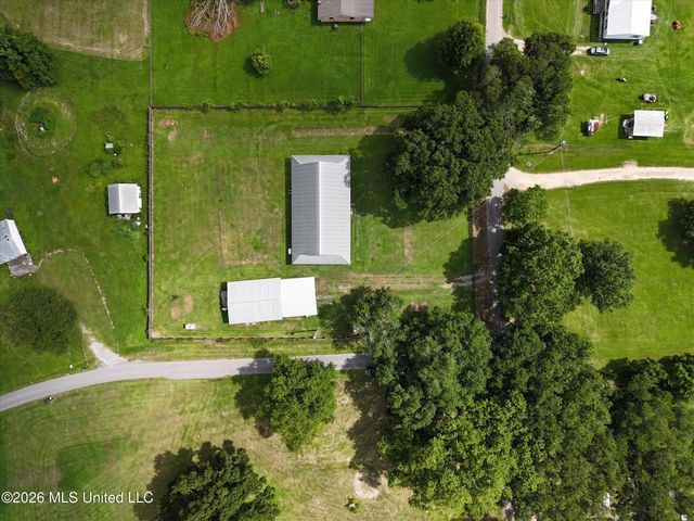 3506 Jerry Davis Road, Moss Point, MS 39562
