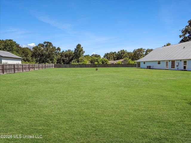 3506 Jerry Davis Road, Moss Point, MS 39562
