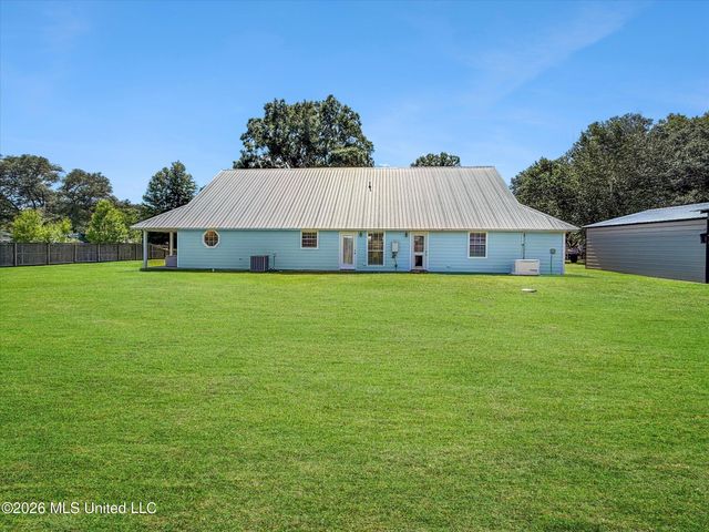 3506 Jerry Davis Road, Moss Point, MS 39562