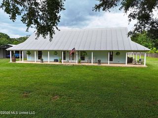 3506 Jerry Davis Road, Moss Point, MS 39562