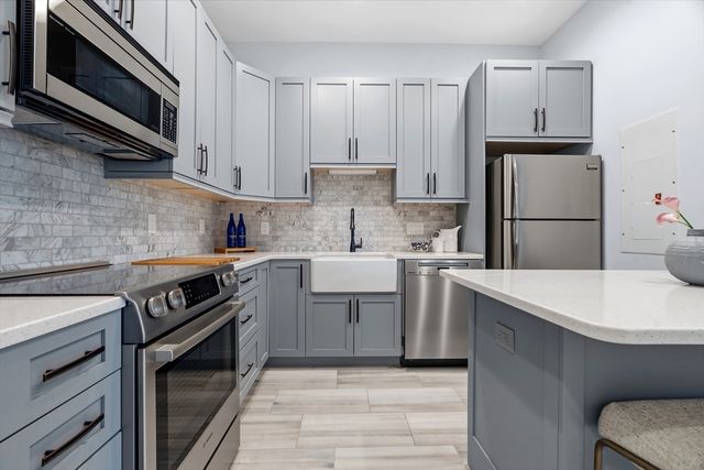 130 Appleton St 3H, Boston, MA 02116