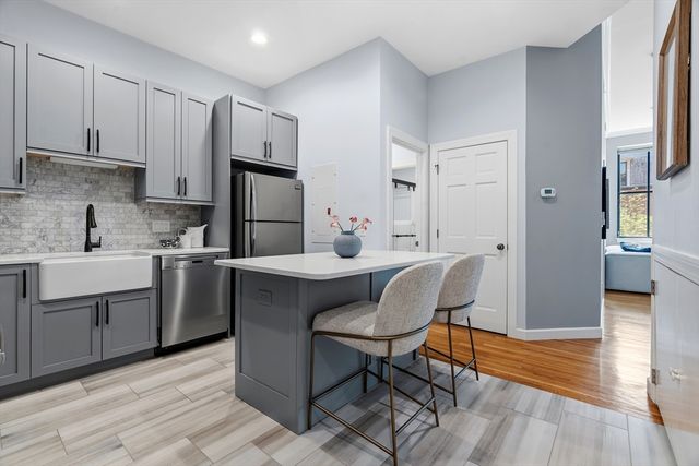 130 Appleton St 3H, Boston, MA 02116
