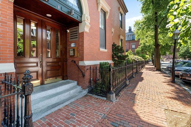 130 Appleton St 3H, Boston, MA 02116