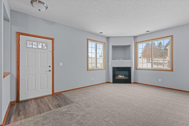 1844 Mockingbird Avenue, Shakopee, MN 55379