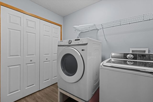 1844 Mockingbird Avenue, Shakopee, MN 55379