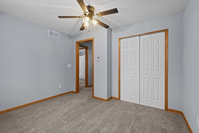 1844 Mockingbird Avenue, Shakopee, MN 55379