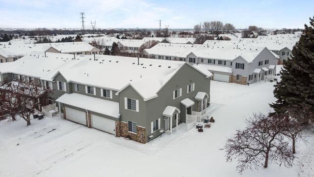 1844 Mockingbird Avenue, Shakopee, MN 55379