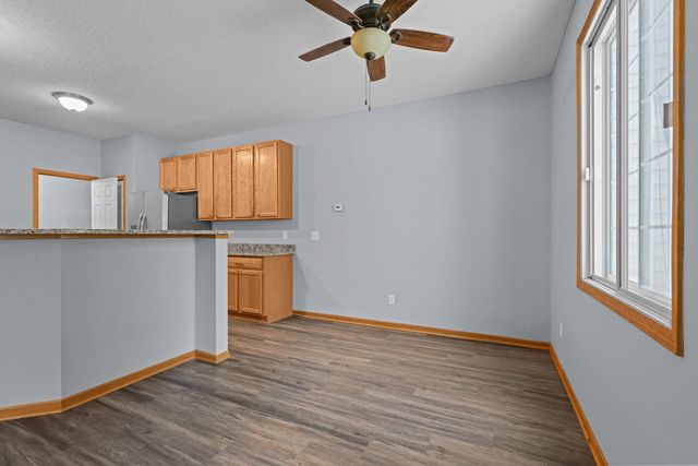 1844 Mockingbird Avenue, Shakopee, MN 55379