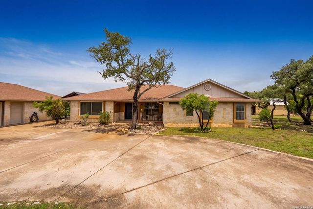 139 N Drew, Kerrville, TX 78028
