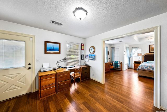 139 N Drew, Kerrville, TX 78028