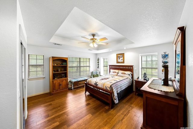 139 N Drew, Kerrville, TX 78028