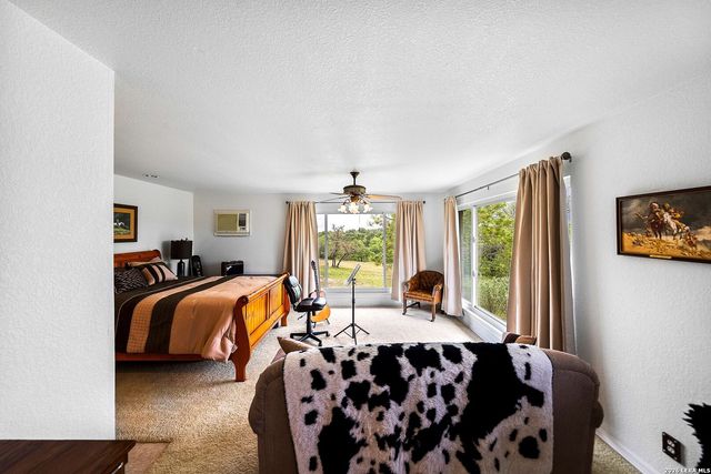 139 N Drew, Kerrville, TX 78028