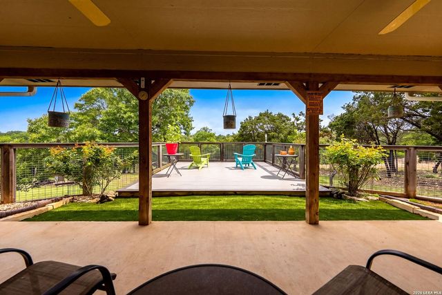 139 N Drew, Kerrville, TX 78028