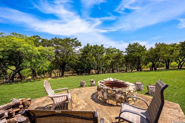 139 N Drew, Kerrville, TX 78028