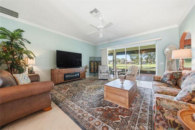 5453 GROVE MANOR, Lady Lake, FL 32159