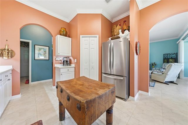 5453 GROVE MANOR, Lady Lake, FL 32159