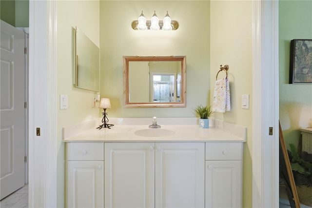 5453 GROVE MANOR, Lady Lake, FL 32159