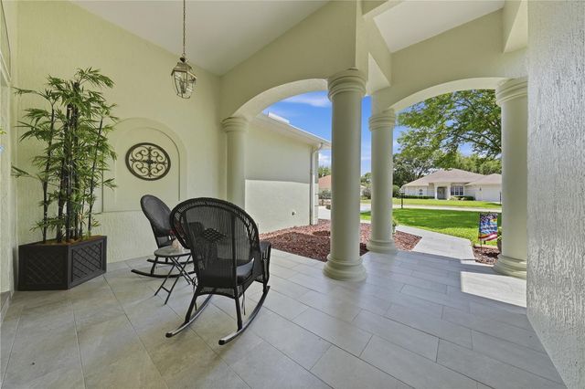 5453 GROVE MANOR, Lady Lake, FL 32159