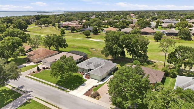 5453 GROVE MANOR, Lady Lake, FL 32159