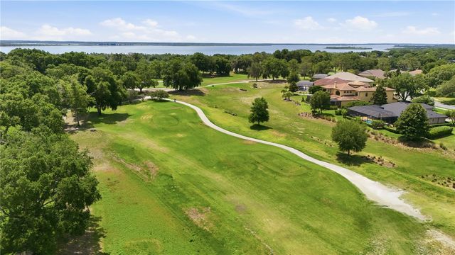 5453 GROVE MANOR, Lady Lake, FL 32159