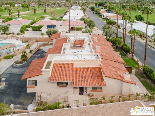 46400 Ryway Place 10, Palm Desert, CA 92260