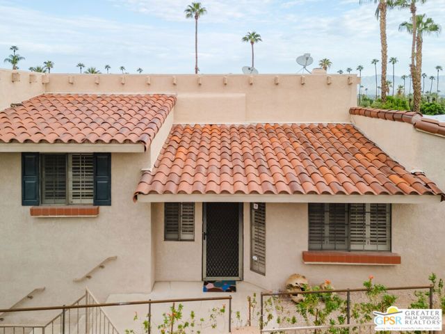 46400 Ryway Place 10, Palm Desert, CA 92260