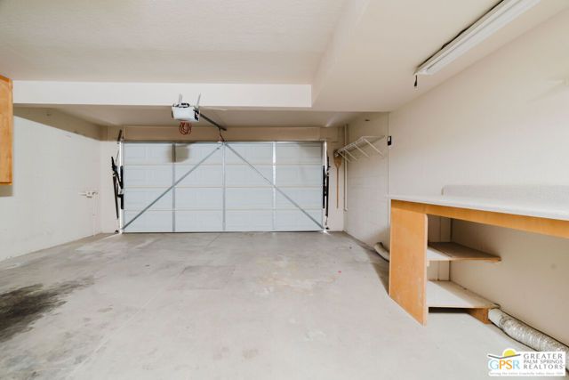 46400 Ryway Place 10, Palm Desert, CA 92260