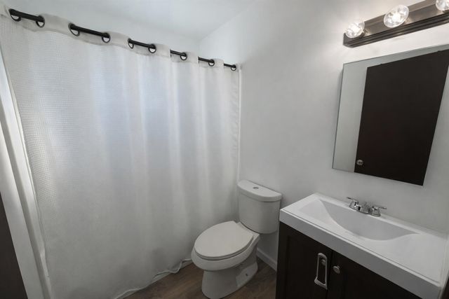 274 Florawood Street, Waterford, MI 48327