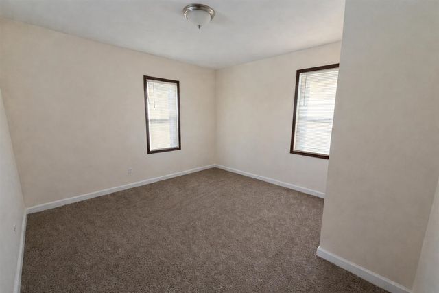 274 Florawood Street, Waterford, MI 48327