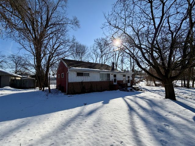 274 Florawood Street, Waterford, MI 48327