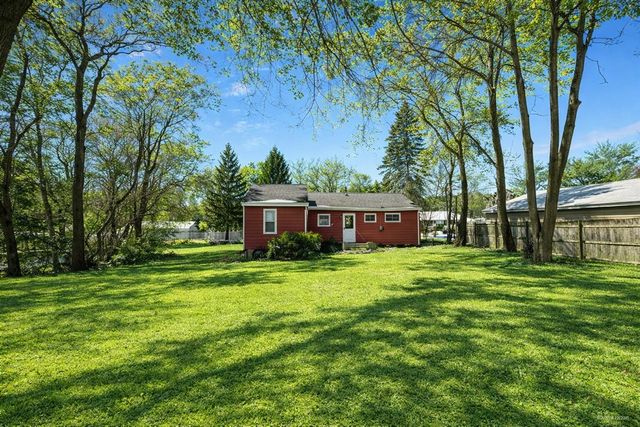 274 Florawood Street, Waterford, MI 48327