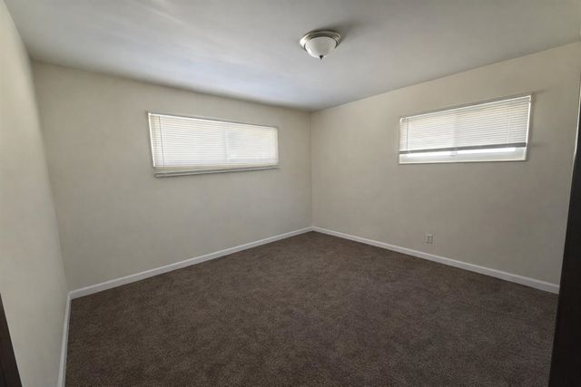 274 Florawood Street, Waterford, MI 48327